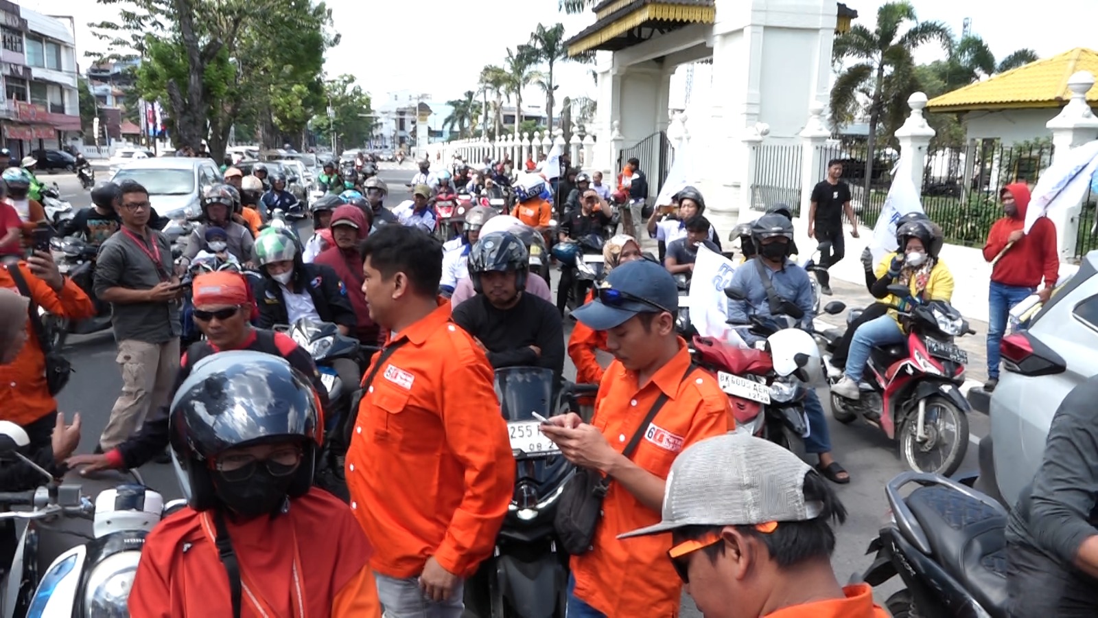 Peringatan May Day 2025, Partai Buruh Sumut Desak Pemprov Sediakan Rumah Murah dan Layak