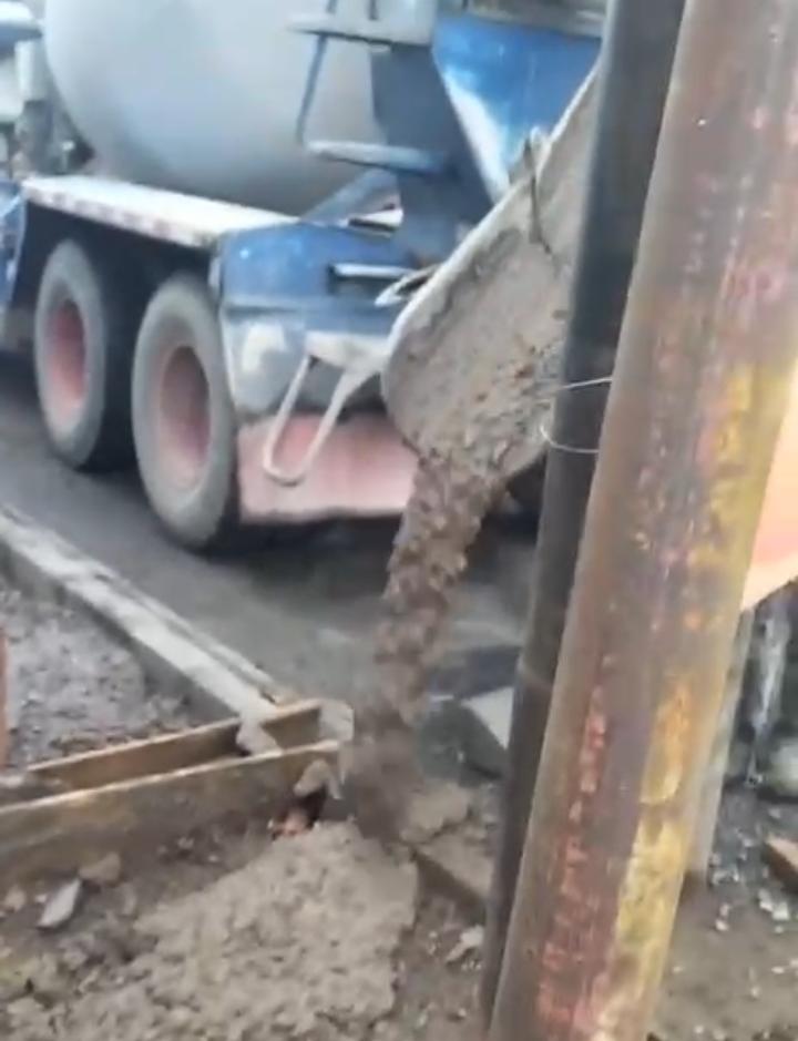 Proyek Pekerjaan Trotoar Poros Takalar Thn 2024 Diduga Dikerjakan Asal Jadi